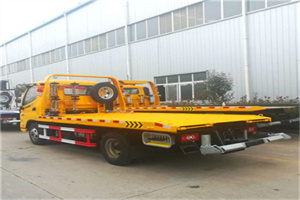 仲巴附近拖车救援搭电